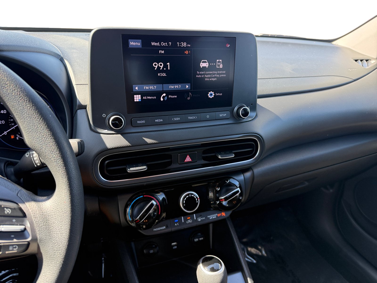 Certified 2023 Hyundai Kona SEL w/ Cargo Package FWD image 12