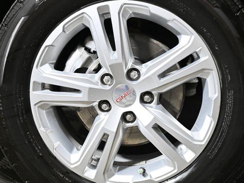 Used 2018 GMC Terrain SLE w/ Driver Convenience Package AWD/4WD image 36