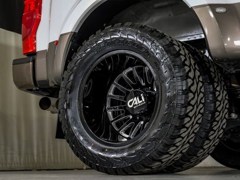 Used 2022 Ford F350 Lariat w/ Lariat Ultimate Package image 54