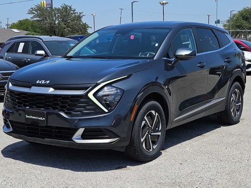 Certified 2023 Kia Sportage LX AWD/4WD image 10