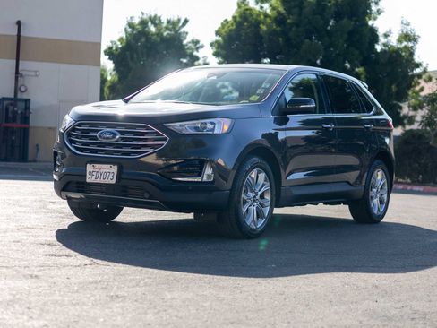 Used 2021 Ford Edge Titanium w/ Cargo Accessory Package image 3