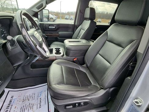 Used 2022 GMC Sierra 3500 SLT w/ SLT Convenience Package image 15