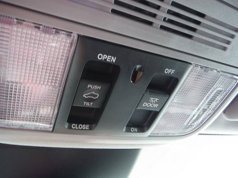 Used 2024 Honda Odyssey EX-L image 26