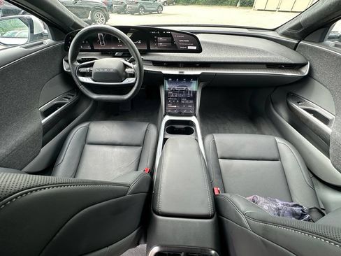 Used 2024 Lucid Air Touring AWD/4WD image 18