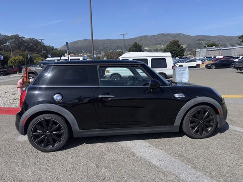 Used 2017 MINI Cooper S FWD image 7