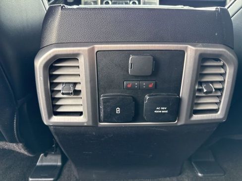 Used 2017 Ford F150 Platinum w/ Equipment Group 701A Luxury AWD/4WD image 25