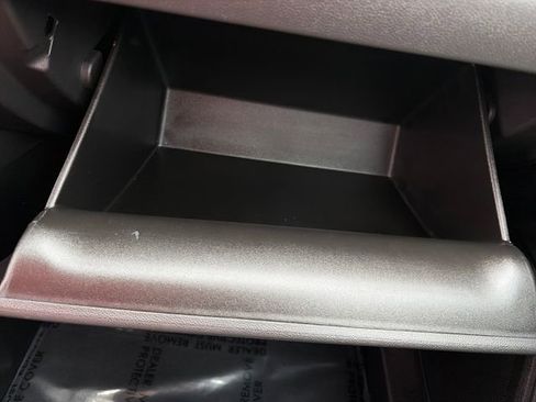 Used 2025 Chevrolet Blazer LT image 33