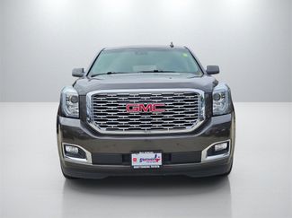 Used 2020 GMC Yukon Denali w/ Denali Premium Package video 2