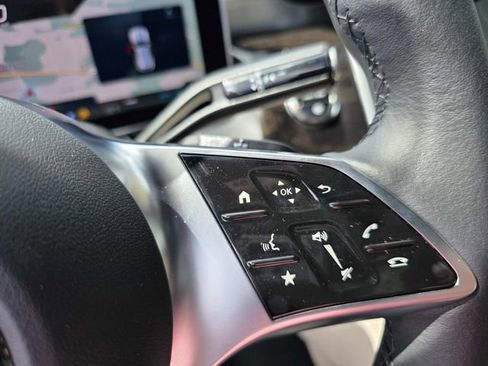 New 2026 Mercedes-Benz GLC 300 GLC 300 image 9