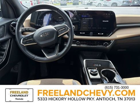 Used 2026 Chevrolet Equinox ACTIV FWD image 18