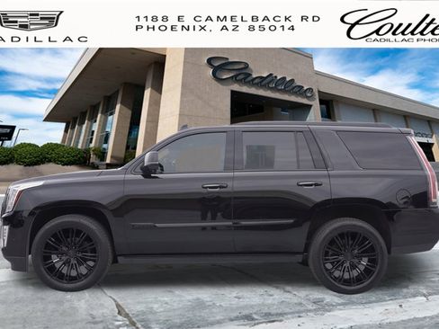 Used 2018 Cadillac Escalade Platinum image 2