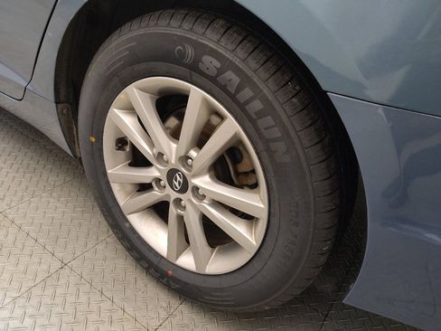 Used 2017 Hyundai Sonata SE image 31