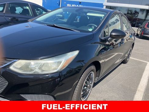 Used 2016 Chevrolet Cruze LS FWD image 2