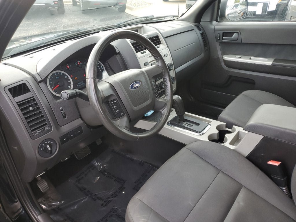 Used 2012 Ford Escape XLT FWD image 17