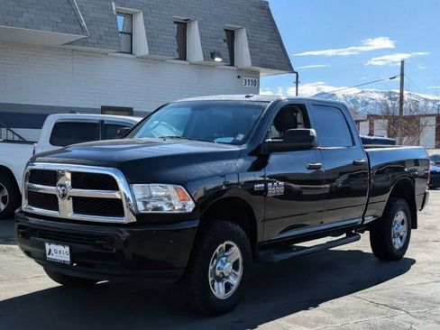 Used 2015 RAM 3500 Tradesman w/ Chrome Appearance Group AWD/4WD image 10