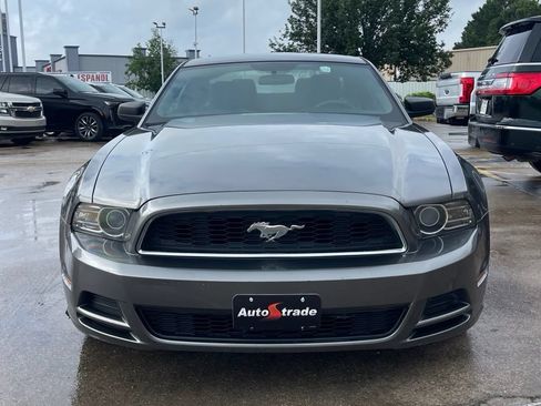 Used 2014 Ford Mustang Coupe RWD image 8