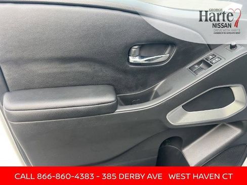 Certified 2025 Nissan Frontier SV image 20