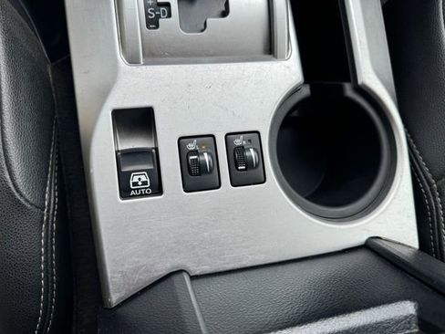 Used 2019 Toyota 4Runner SR5 Premium AWD/4WD image 18