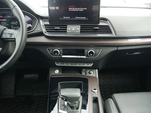 Used 2023 Audi Q5 2.0T Premium Plus w/ Premium Plus Package image 40