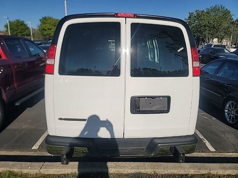 Used 2024 Chevrolet Express 2500 w/ Driver Convenience Package RWD image 8