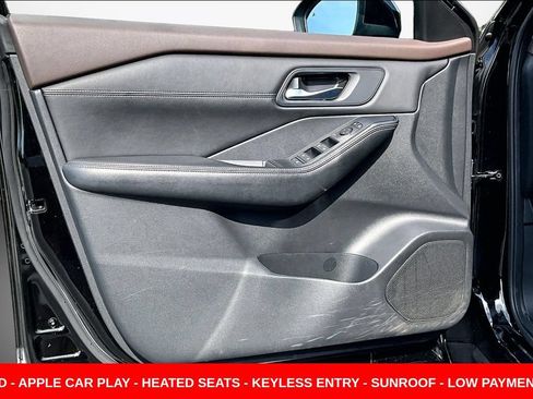 Used 2023 Nissan Rogue SV w/ SV Premium B Package AWD/4WD image 19