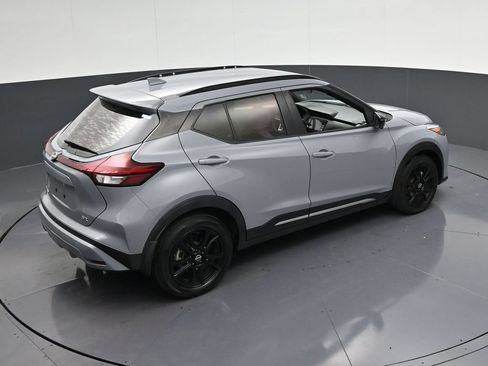 Used 2022 Nissan Kicks SR w/ Premium Package FWD image 21