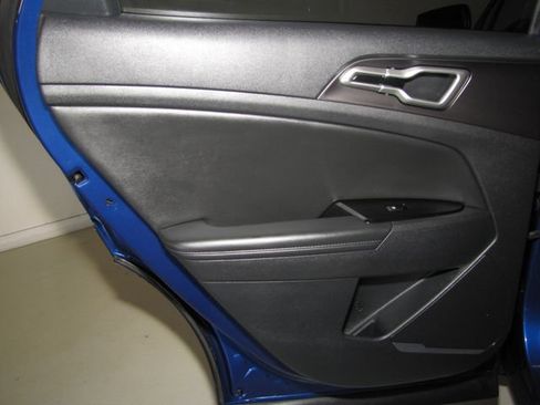 Used 2023 Kia Sportage EX FWD image 14