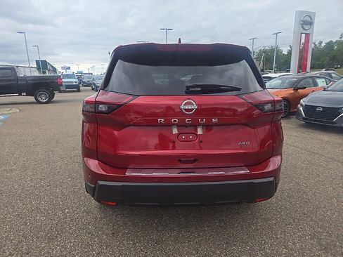 New 2026 Nissan Rogue SV image 6