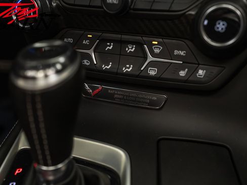 Used 2015 Chevrolet Corvette Z06 w/ 3LZ Preferred Equipment Group image 50