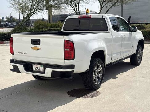 Used 2019 Chevrolet Colorado Z71 AWD/4WD image 3