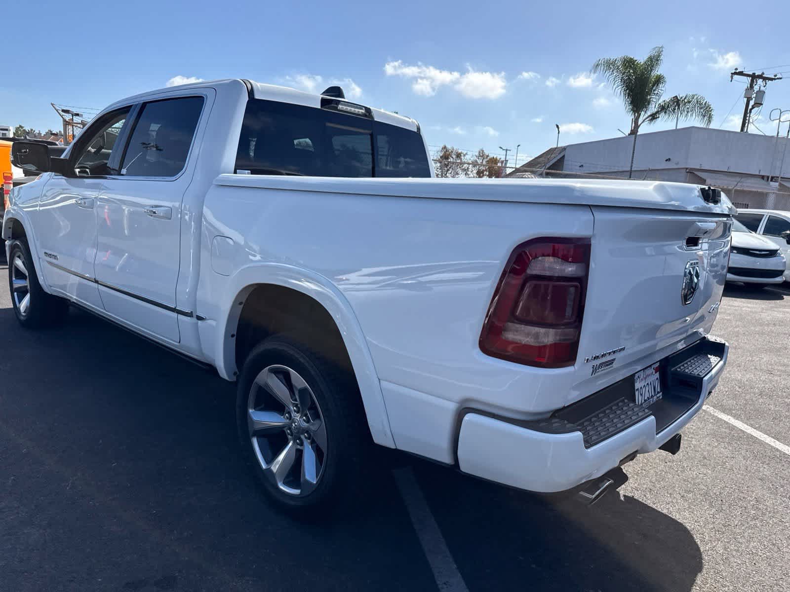 Used 2022 RAM 1500 Limited AWD/4WD image 15