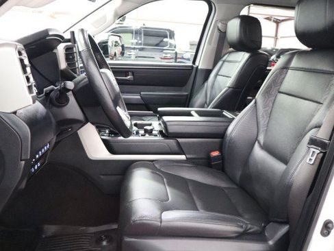 Used 2022 Toyota Tundra SR5 AWD/4WD image 35