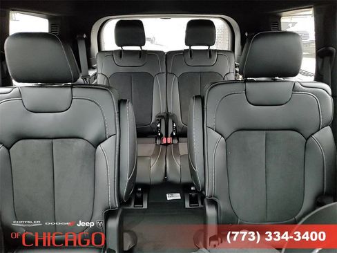 Certified 2025 Jeep Grand Cherokee L Altitude image 25