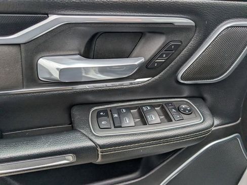 Used 2022 RAM 1500 Laramie AWD/4WD image 10