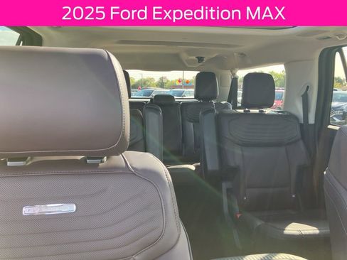 New 2025 Ford Expedition Max Platinum w/ Platinum Ultimate Package AWD/4WD image 12