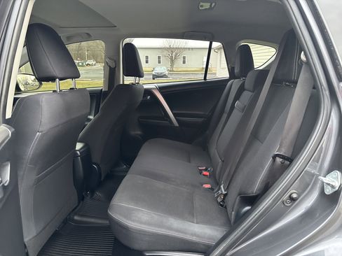 Used 2017 Toyota RAV4 XLE image 14