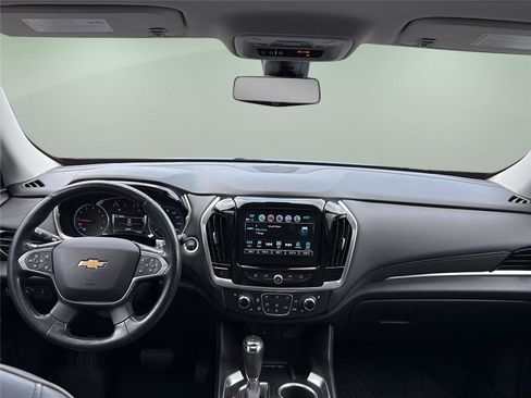 Used 2019 Chevrolet Traverse High Country AWD/4WD image 9