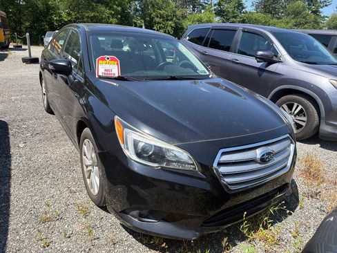 Used 2015 Subaru Legacy 2.5i Premium AWD/4WD image 1