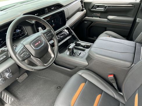 Used 2025 GMC Sierra 1500 AT4 w/ AT4 Premium Package image 10