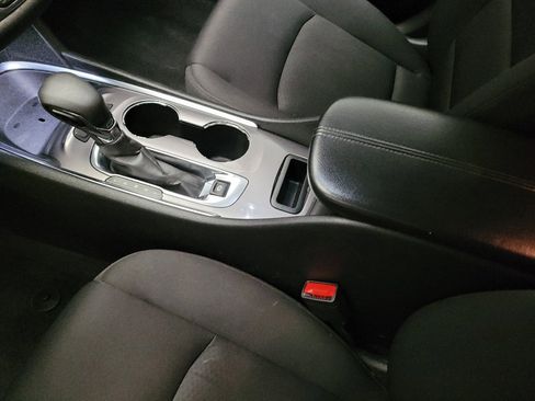 Used 2022 Chevrolet Malibu LT FWD image 26