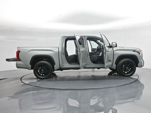 Used 2025 Toyota Tundra Limited image 4