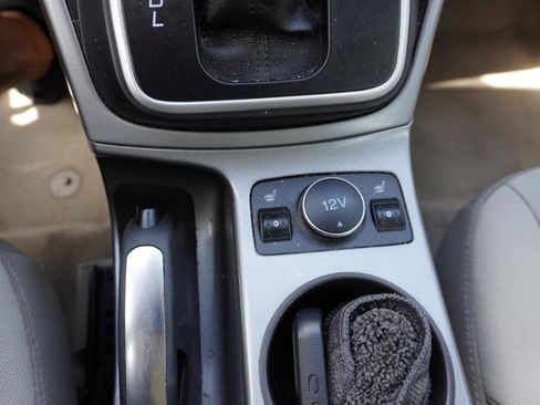 Used 2015 Ford C-MAX SE w/ Equipment Group 201A FWD image 38