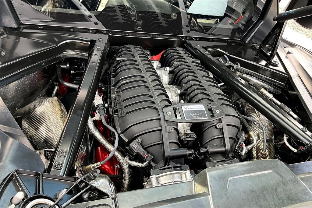 Used 2023 Chevrolet Corvette Z06 RWD image 30