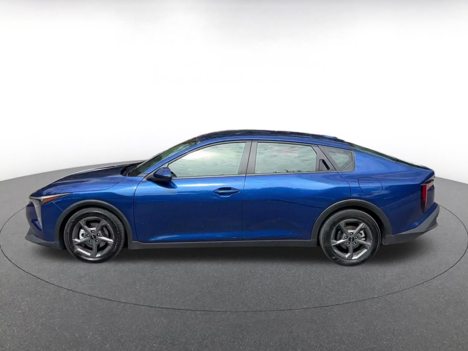 Used 2025 Kia K4 FWD image 8