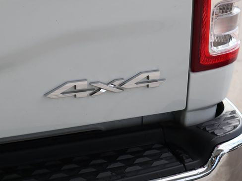 Used 2024 RAM 2500 Big Horn image 9