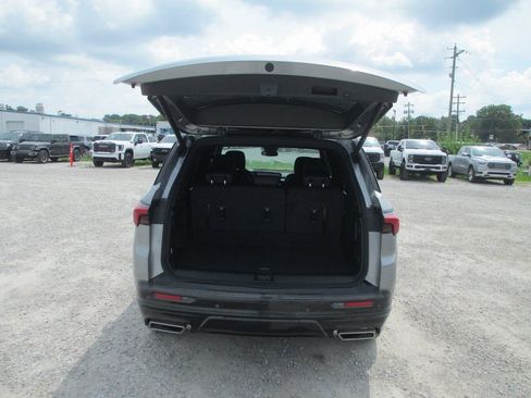 New 2026 Buick Enclave Sport Touring FWD image 7