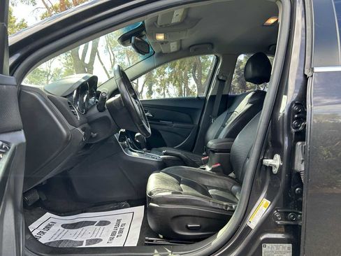 Used 2014 Chevrolet Cruze Diesel image 17