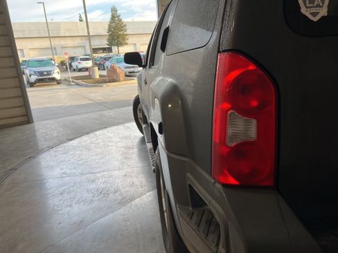 Used 2013 Nissan Xterra S w/ Value Package image 11