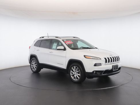 Used 2018 Jeep Cherokee Limited image 34