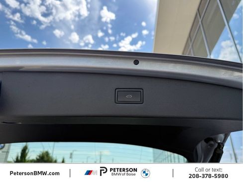 Used 2022 Volkswagen Tiguan SE R-Line AWD/4WD image 12